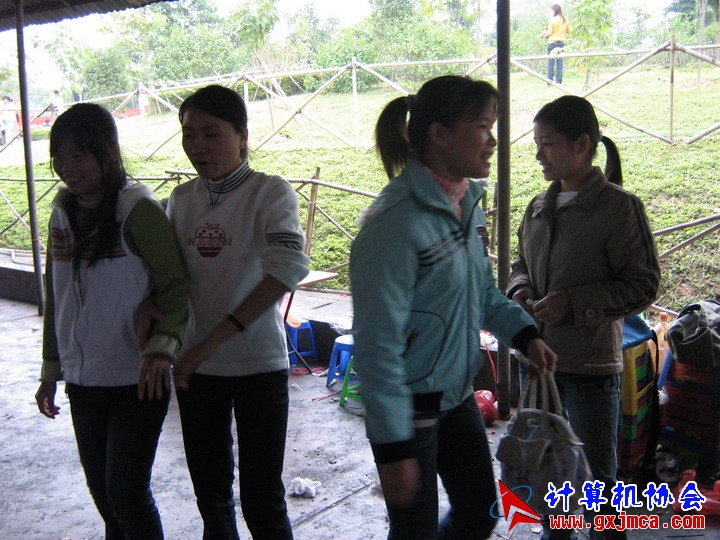 061203SKF1389.jpg