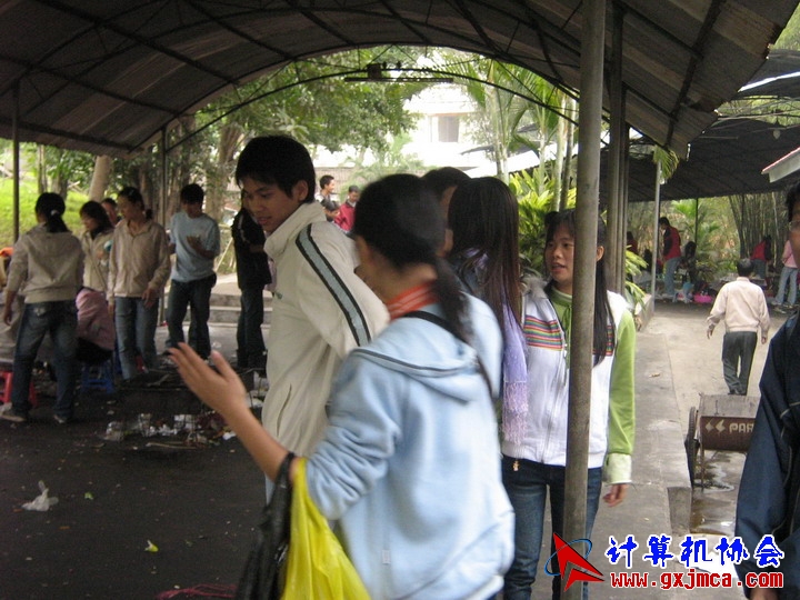 061203SKF1394.jpg