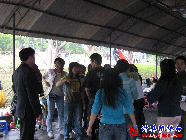 061203SKF1404.jpg