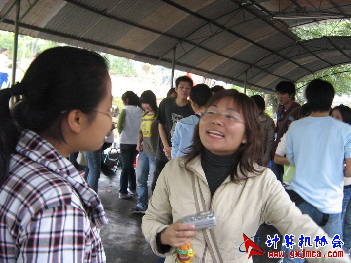 061203SKF1405.jpg