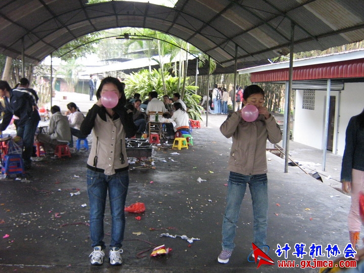 061203SKF1421.jpg