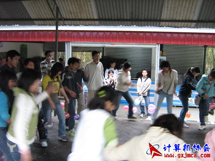 061203SKF1445.jpg