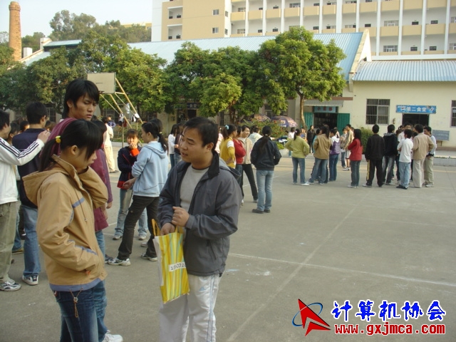 061220BH004.JPG