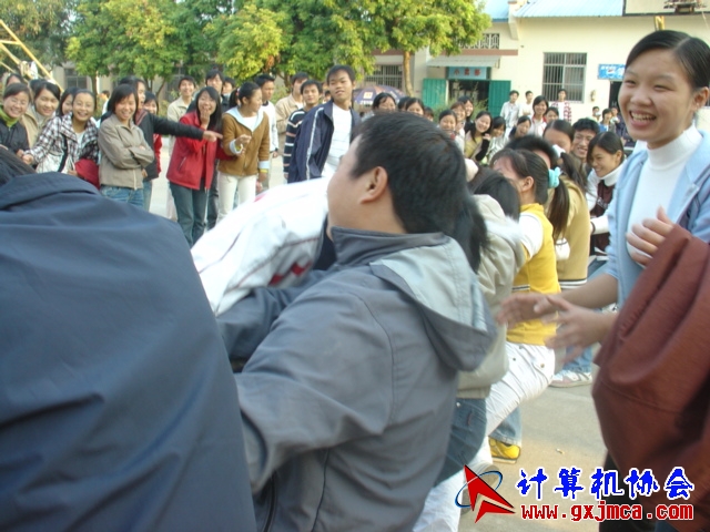 061220BH041.JPG