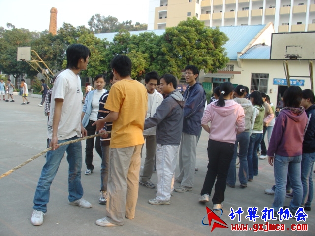 061220BH103.JPG