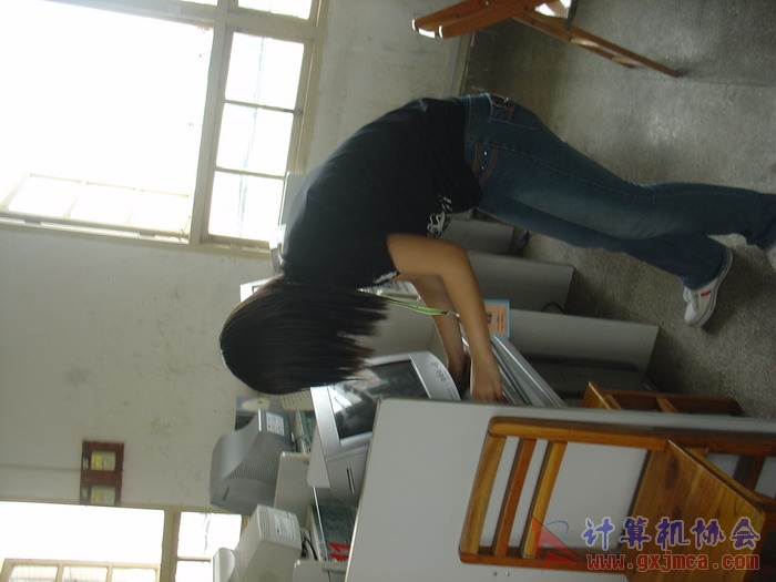 070330XLF09.JPG