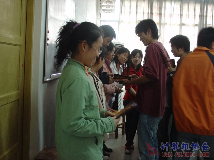 070322BZ136.JPG
