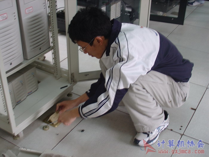 070405GZ112.JPG