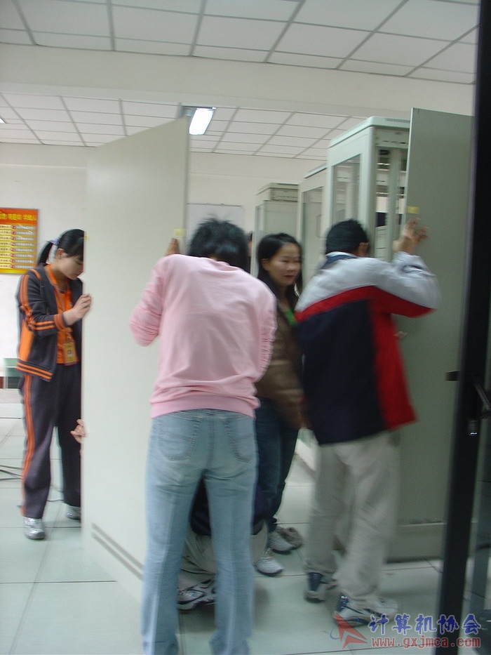 070405GZ179.JPG