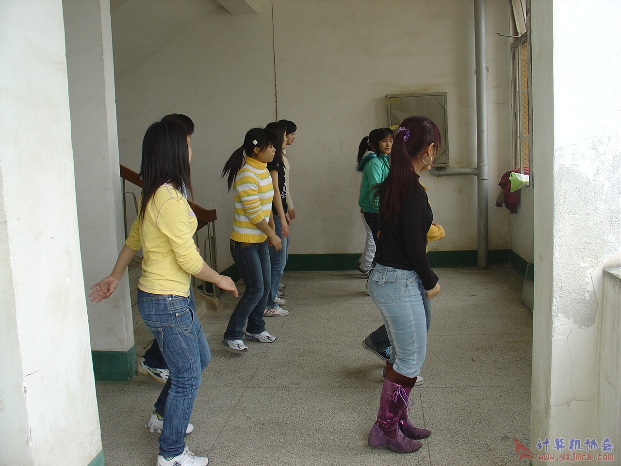 070410CATW21.JPG