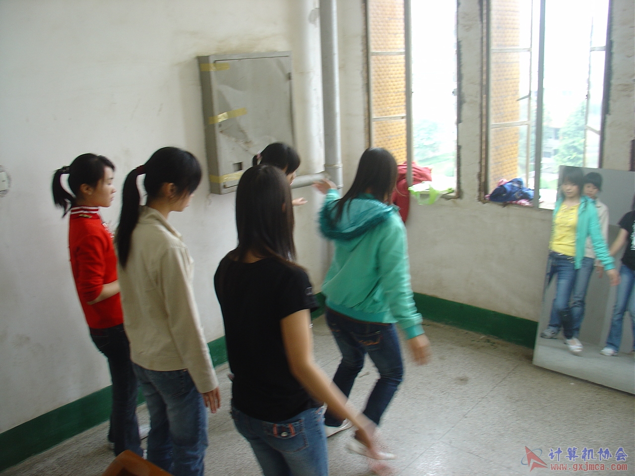070410CATW37.JPG