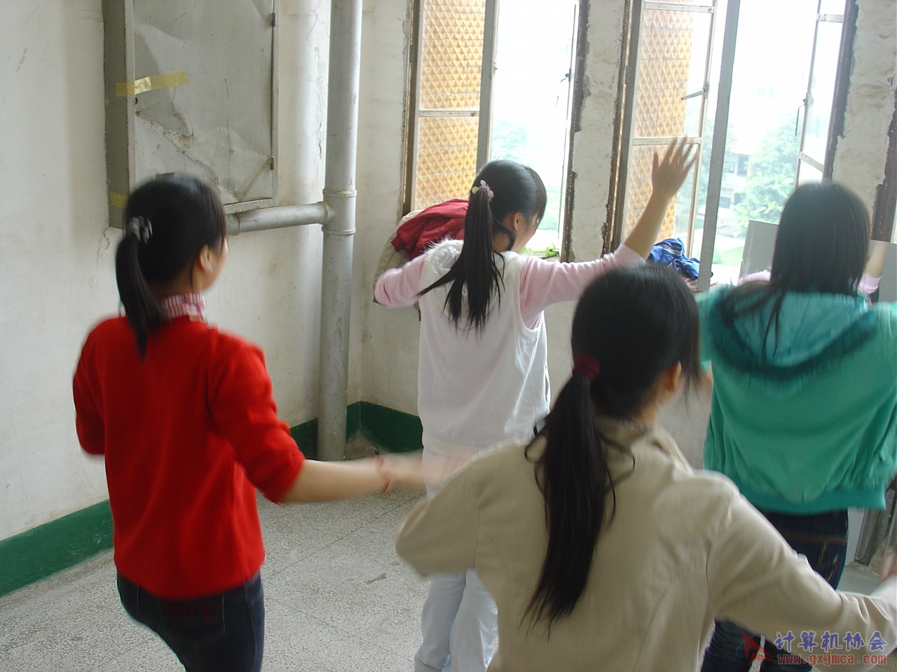 070410CATW40.JPG