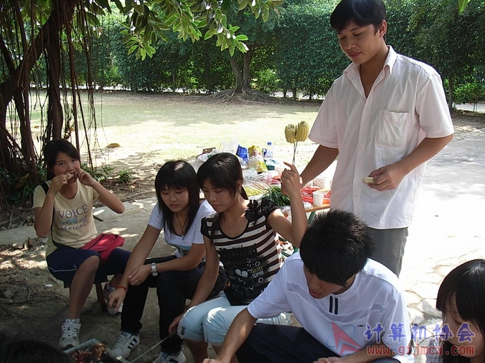 071029XCB016.jpg