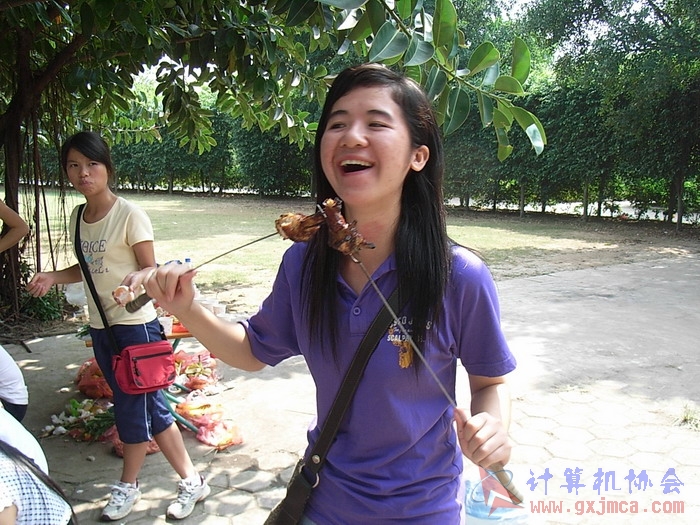 071029XCB048.jpg