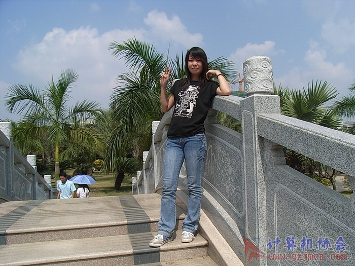 071029XCB091.jpg