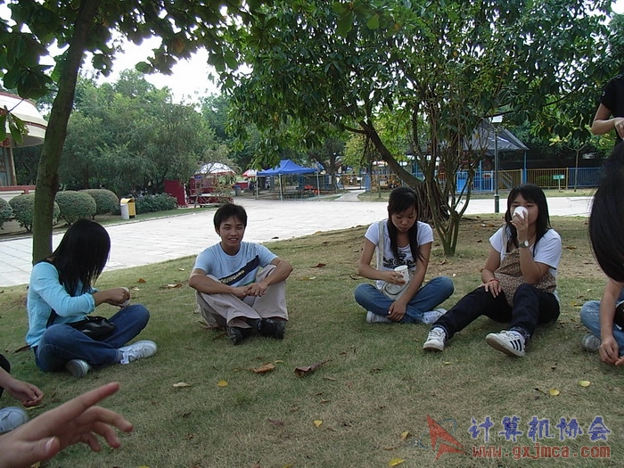 071029XCB182.jpg