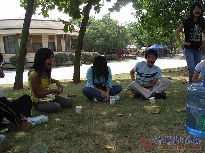 071029XCB192.jpg