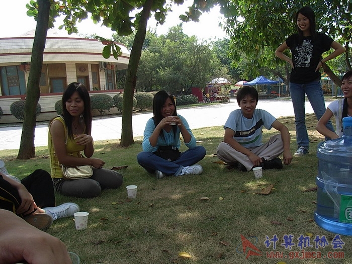 071029XCB193.jpg