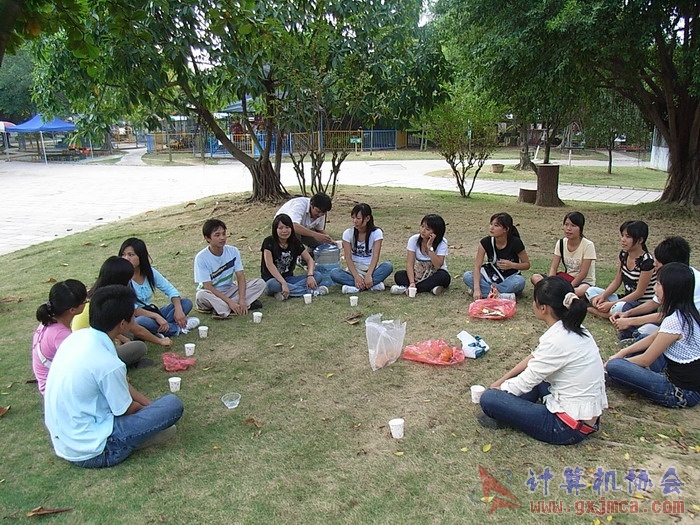 071029XCB196.jpg