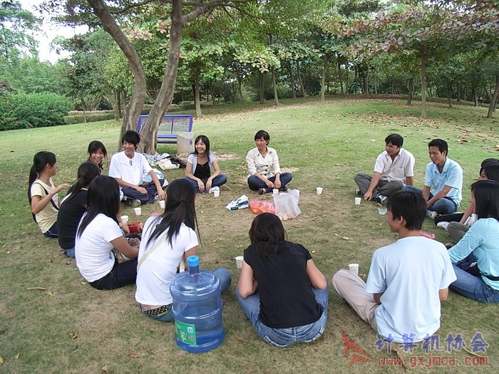 071029XCB203.jpg