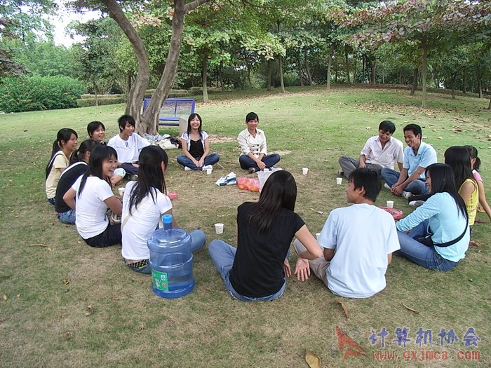 071029XCB208.jpg
