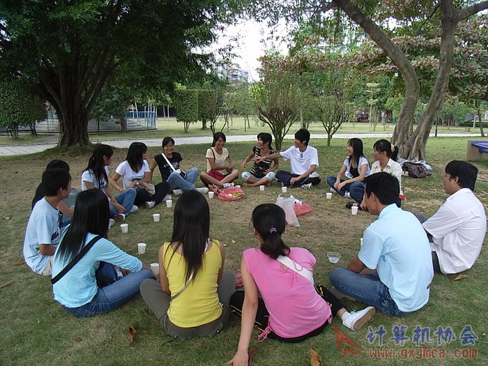 071029XCB211.jpg