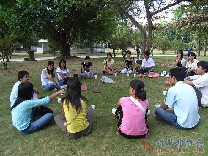 071029XCB221.jpg
