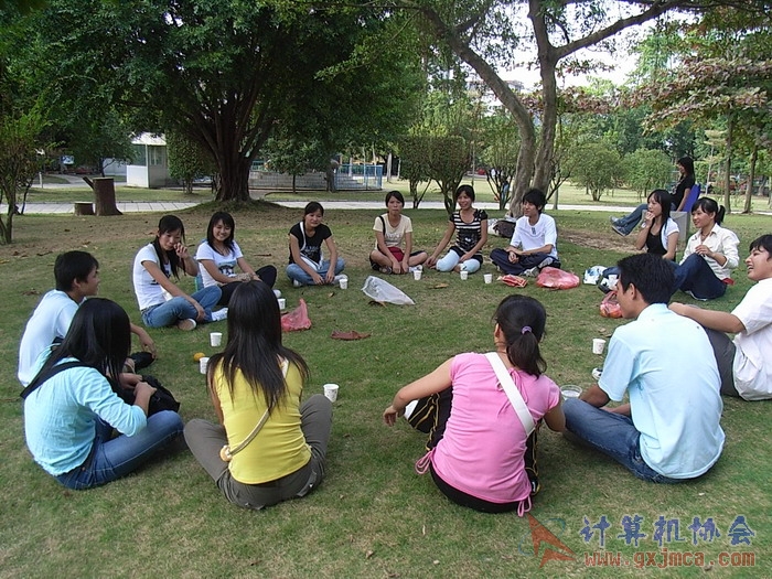 071029XCB220.jpg