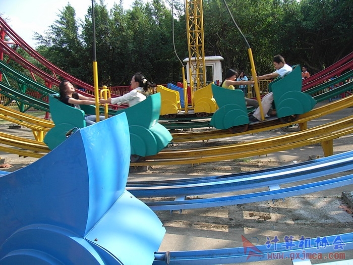 071029XCB271.jpg