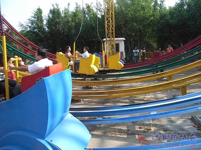 071029XCB274.jpg