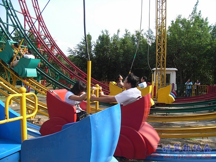 071029XCB279.jpg