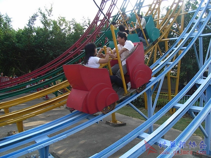 071029XCB283.jpg