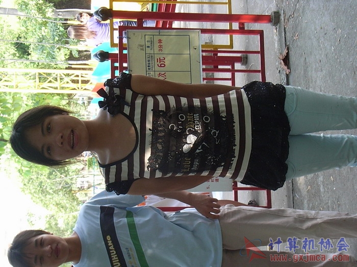 071029XCB296.jpg