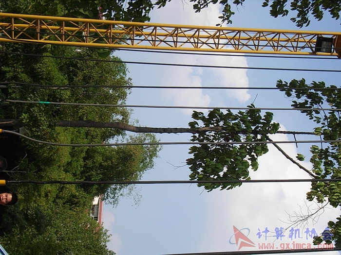 071029XCB295.jpg