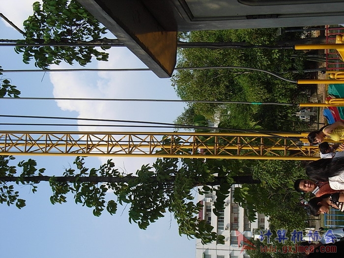 071029XCB294.jpg
