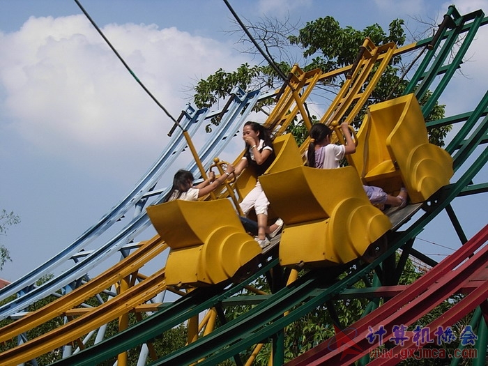 071029XCB300.jpg