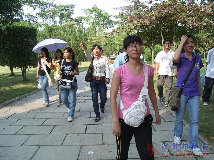 071029XCB301.jpg