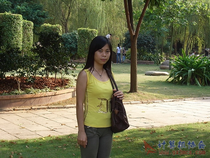 071029XCB322.jpg