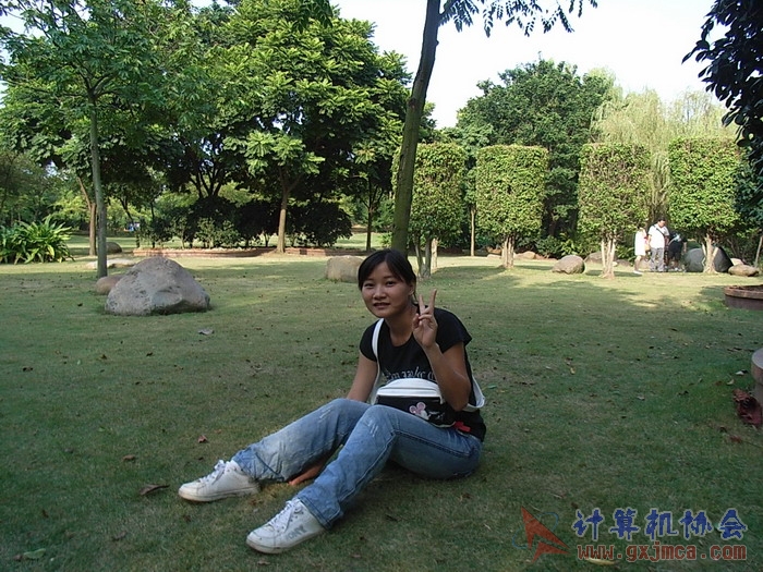 071029XCB329.jpg