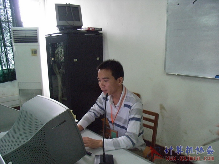 071031DZ19.jpg