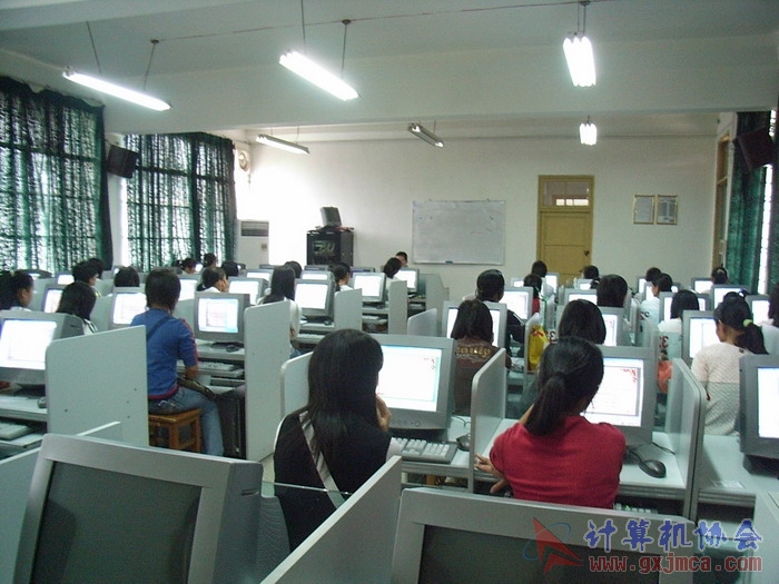 071031DZ24.jpg