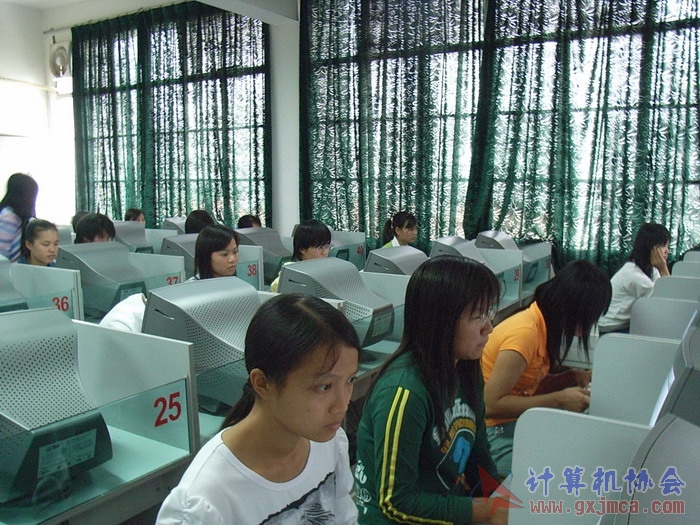 071031DZ30.jpg