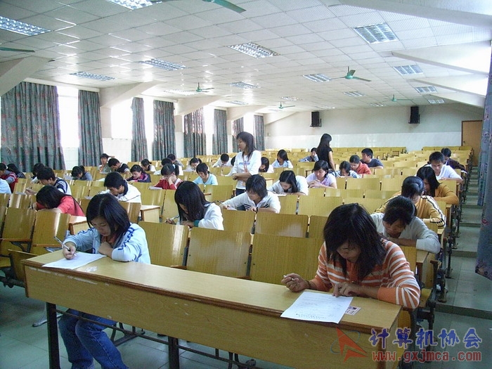 071108CAKH03.jpg