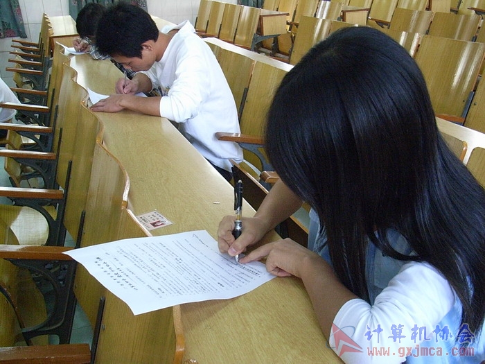 071108CAKH20.jpg