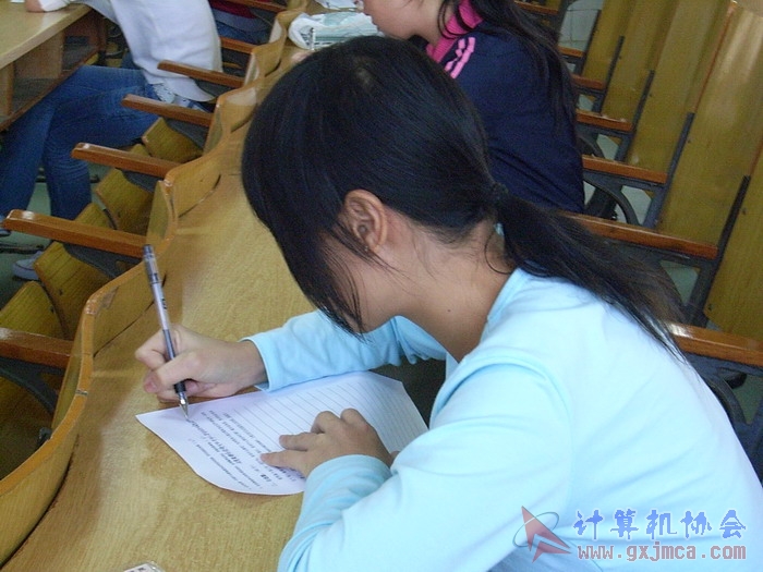071108CAKH19.jpg
