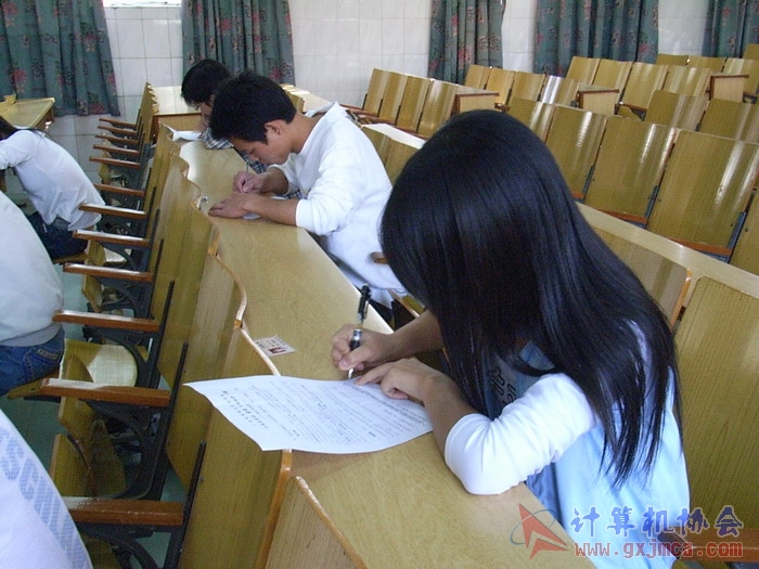 071108CAKH25.jpg