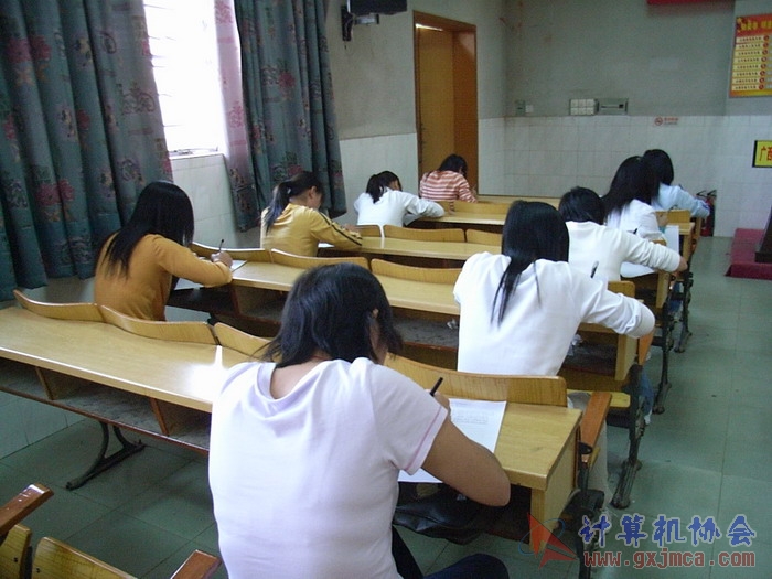 071108CAKH34.jpg