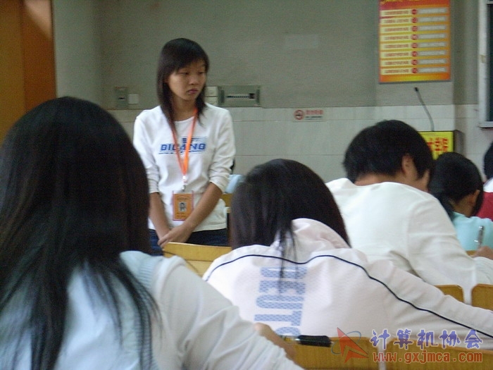 071108CAKH38.jpg