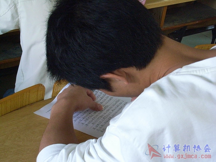 071108CAKH61.jpg