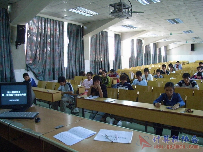 071108CAKH86.jpg